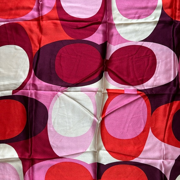 Silk  vintage COACH scarf 25 x 25 red purple ivory  C logo JAPAN - Picture 3 of 5